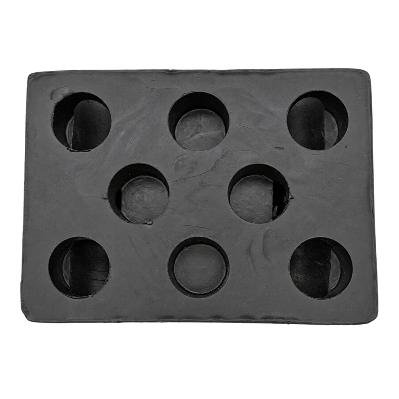 Rubber block with double drilling (Calpack V2)